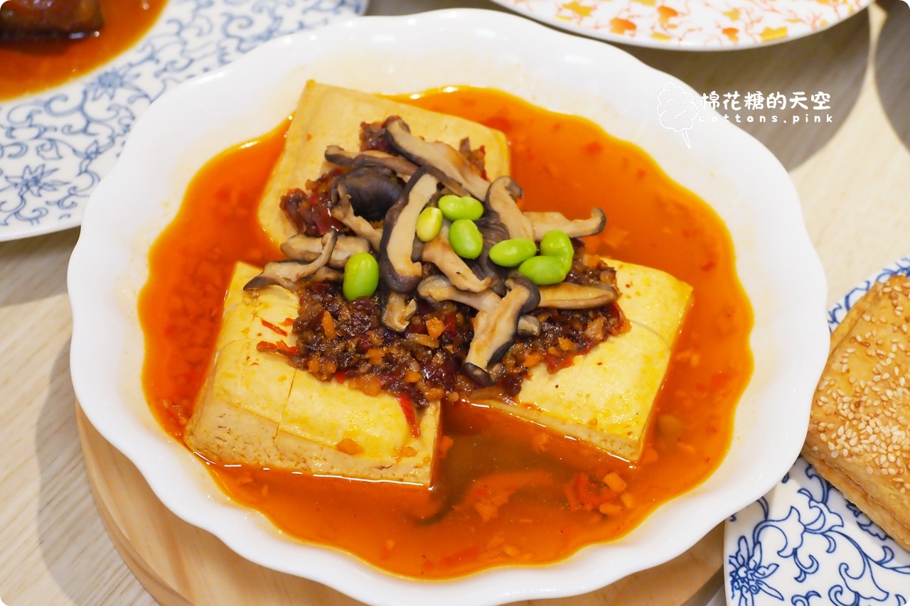 台中公益路商圈新亮點！GOGOGA 極上雞湯 創新中式料理根本雞湯界的愛馬仕