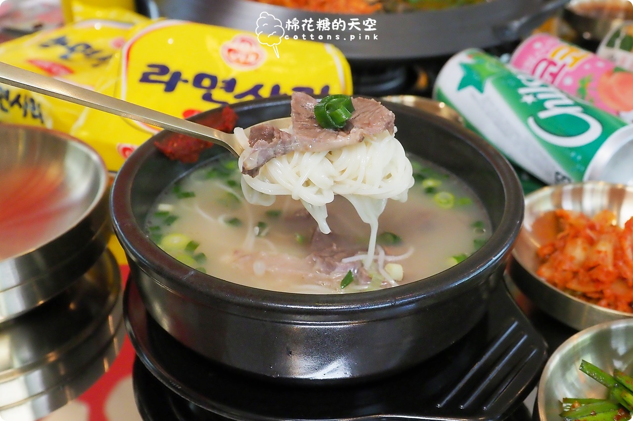 台中公益路最新美食-UNCLE K韓式馬鈴薯排骨鍋台中店開幕就爆人潮！