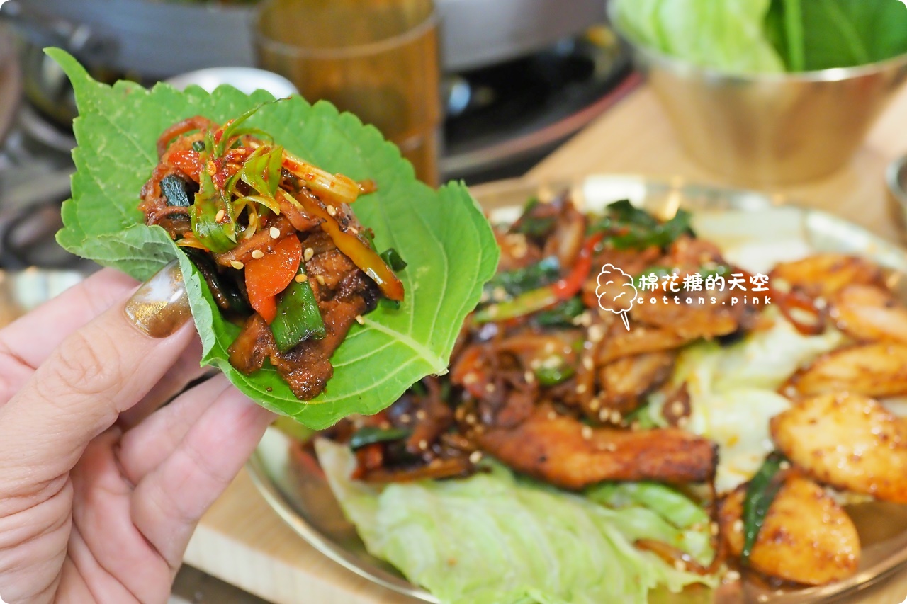 台中公益路最新美食-UNCLE K韓式馬鈴薯排骨鍋台中店開幕就爆人潮！