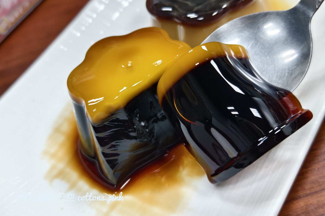 翻轉布丁成真了！全台小七限量預購～口感有點像是...