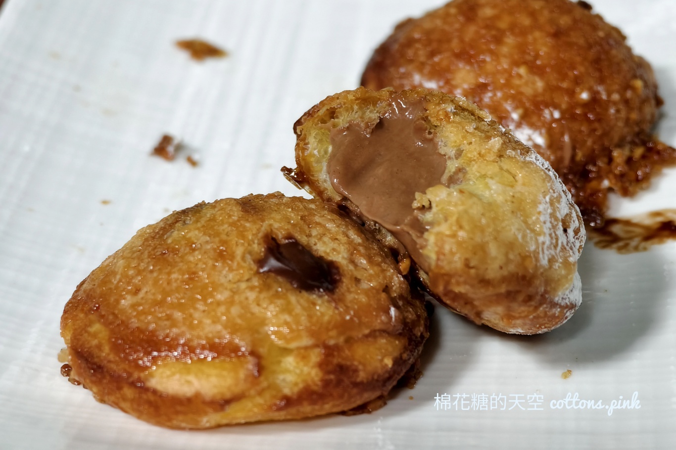 超人氣新光三越快閃櫃-焦糖泡芙一天出爐三次想吃先排隊