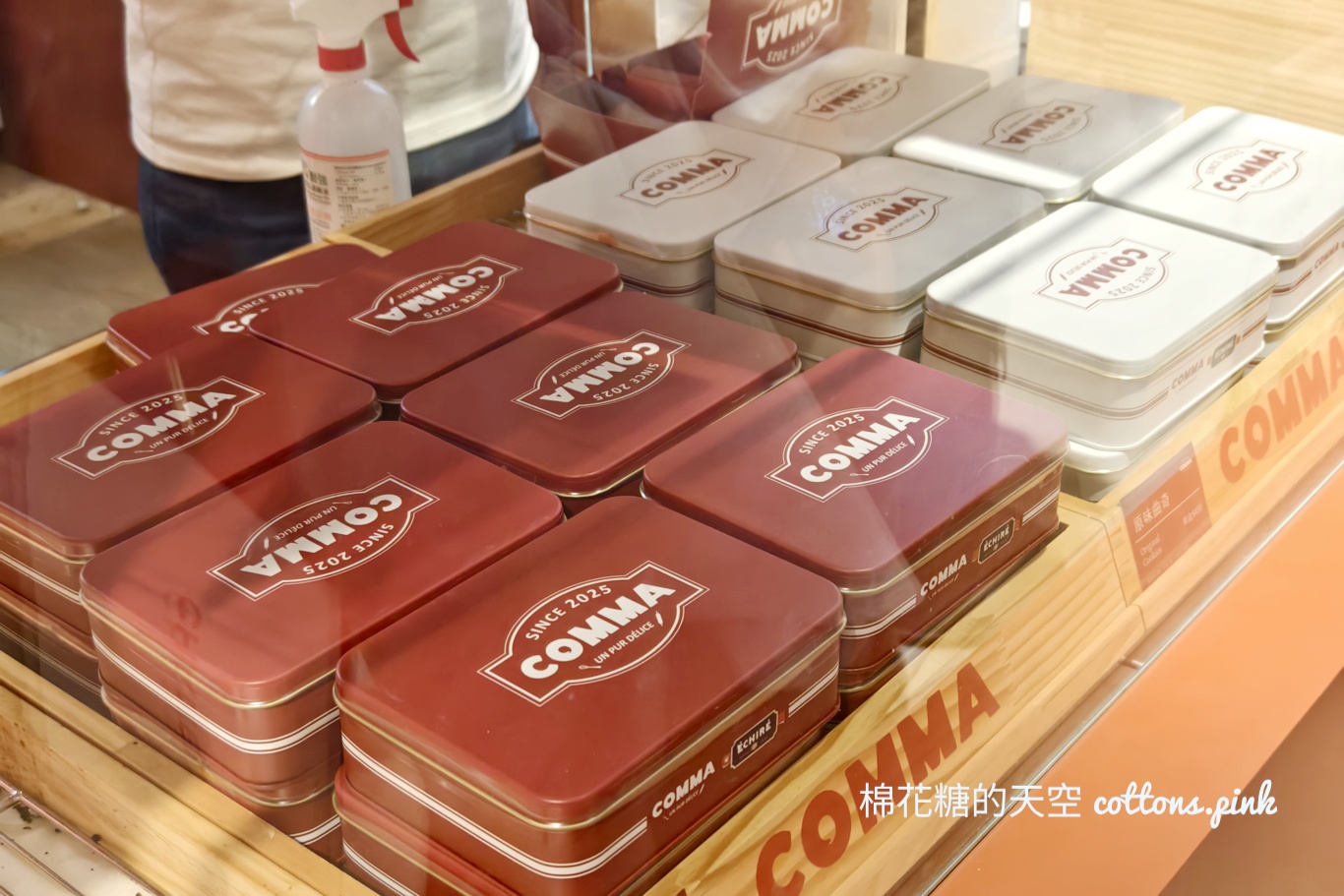 超人氣新光三越快閃櫃-焦糖泡芙一天出爐三次想吃先排隊