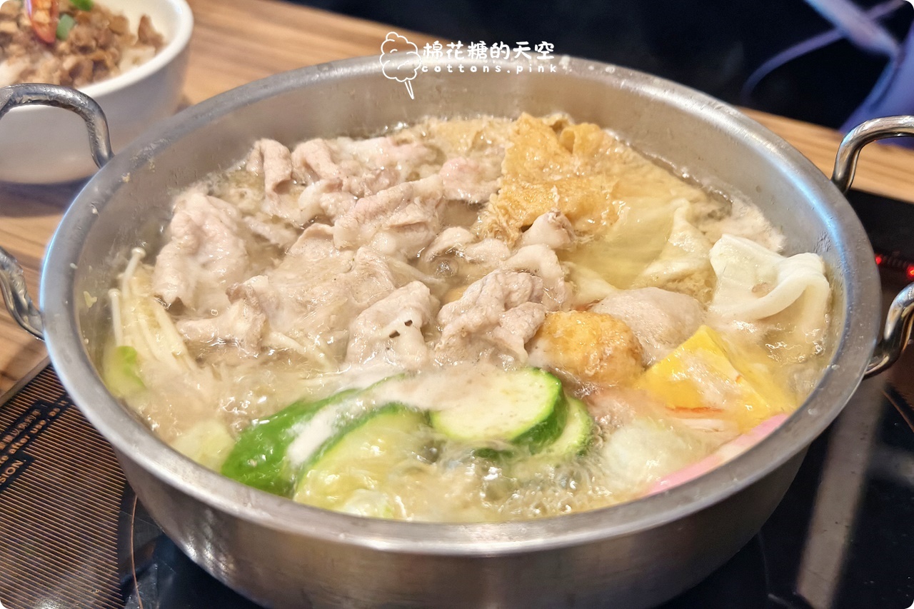 台中北屯火鍋推薦|水滾巴鍋物瓜瓜鍋、麻豆鍋湯頭清甜爽口~平價還有自助吧吃到飽 台中北屯火鍋推薦|水滾巴鍋物瓜瓜鍋、麻豆鍋湯頭清甜爽口~平價還有自助吧吃到飽