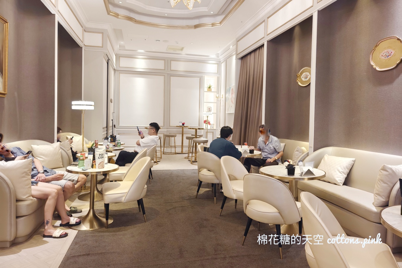 躺著看電影不是夢!台中電影院文心秀泰丹普廳還有零食.飲料吃到飽