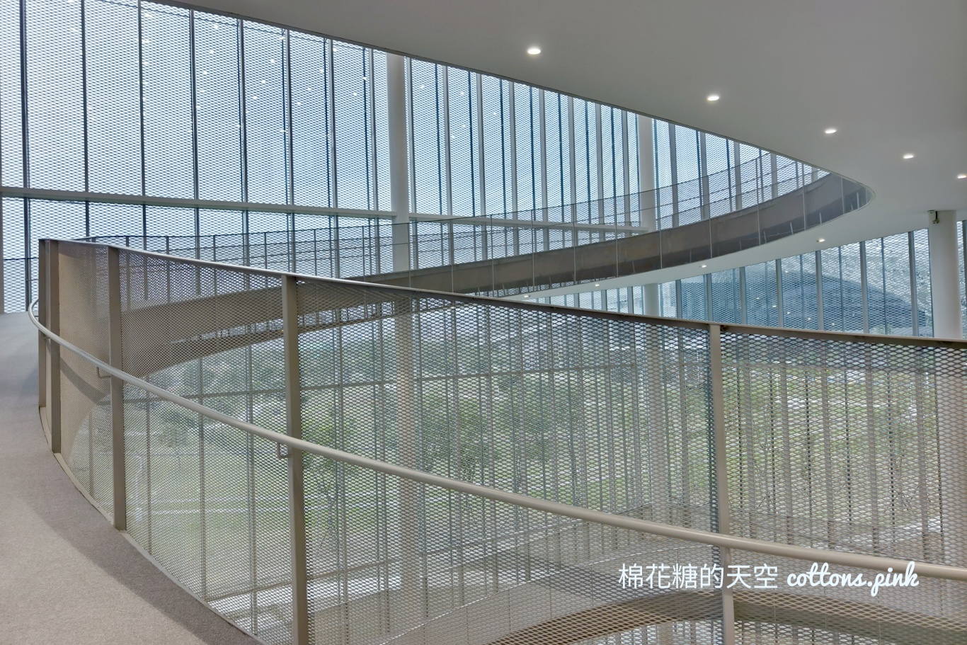 台中最美新景點-綠美圖結合綠地、圖書館與美術館~美到傻眼 台中最美新景點-綠美圖結合綠地、圖書館與美術館~美到傻眼