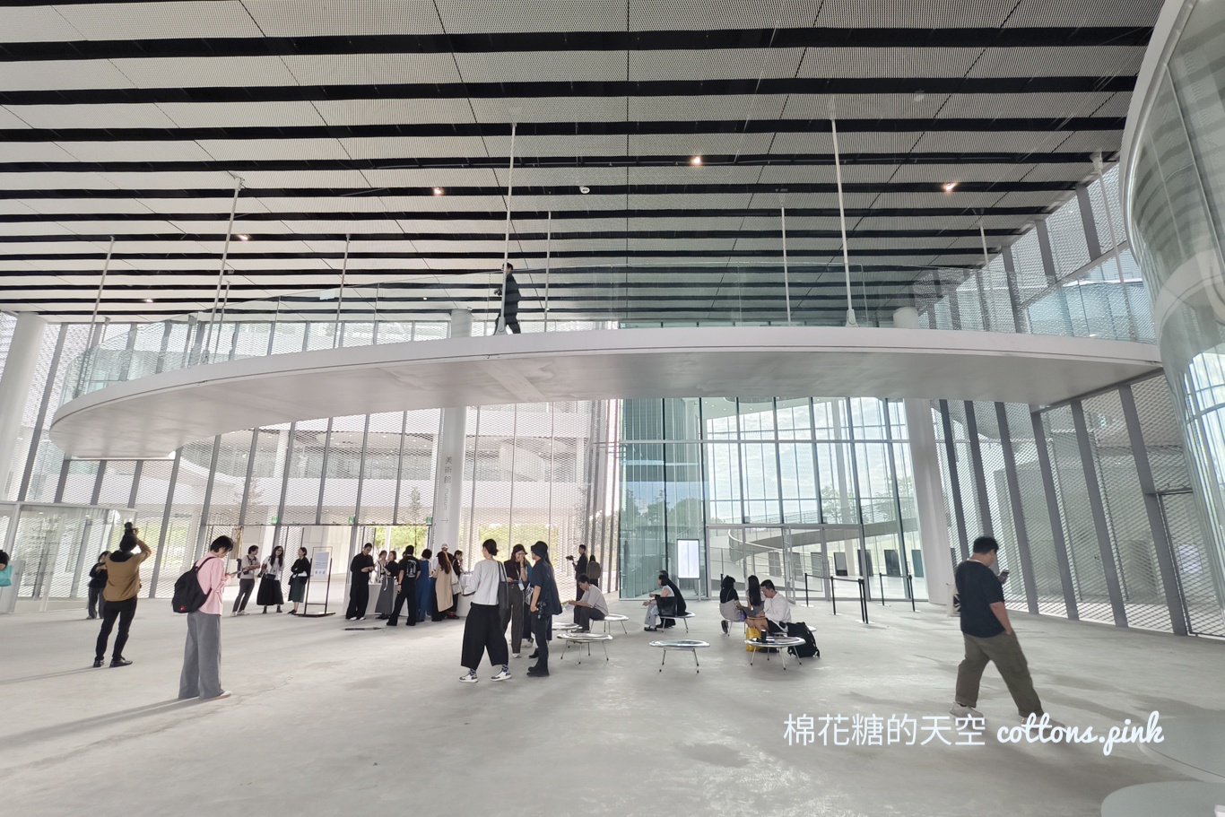 台中最美新景點-綠美圖結合綠地、圖書館與美術館~美到傻眼 台中最美新景點-綠美圖結合綠地、圖書館與美術館~美到傻眼