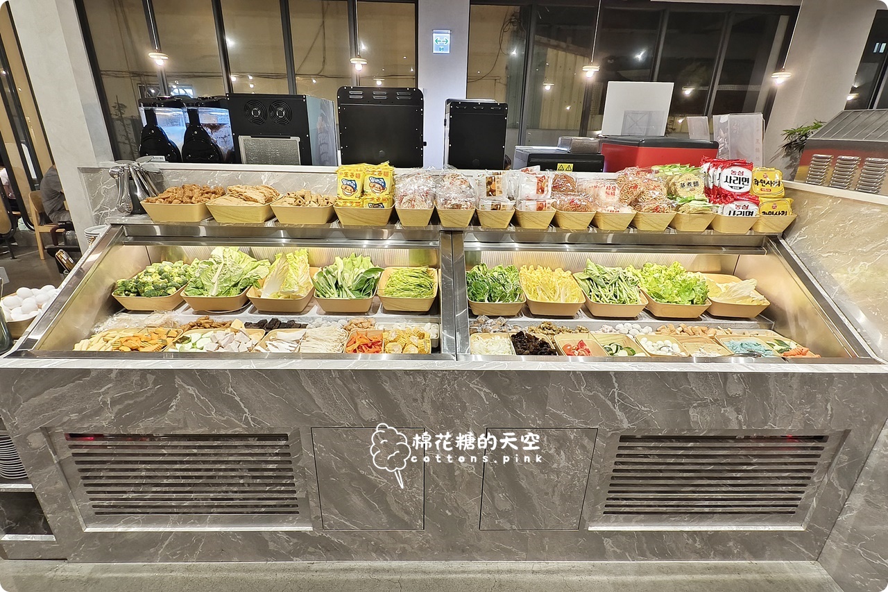 台中海線必吃火鍋！宇良食梧棲店升級2.0～自助吧吃到飽超狂登場！
