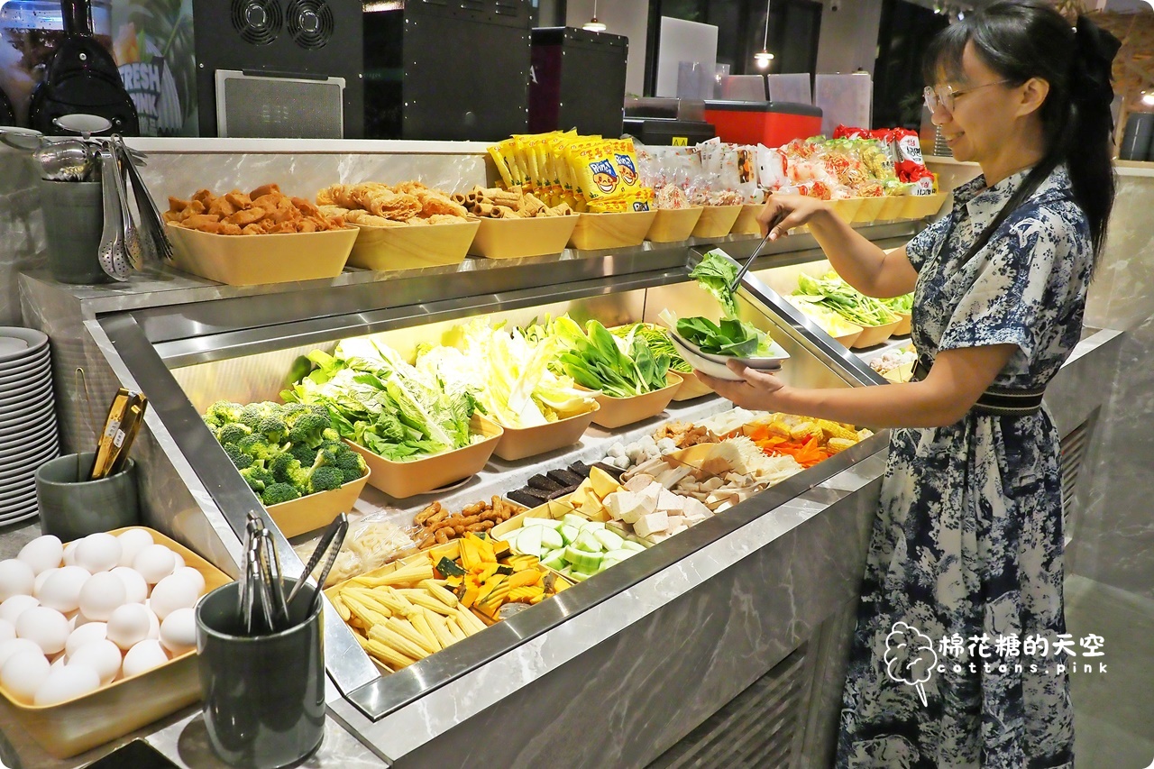 台中海線必吃火鍋！宇良食梧棲店升級2.0～自助吧吃到飽超狂登場！