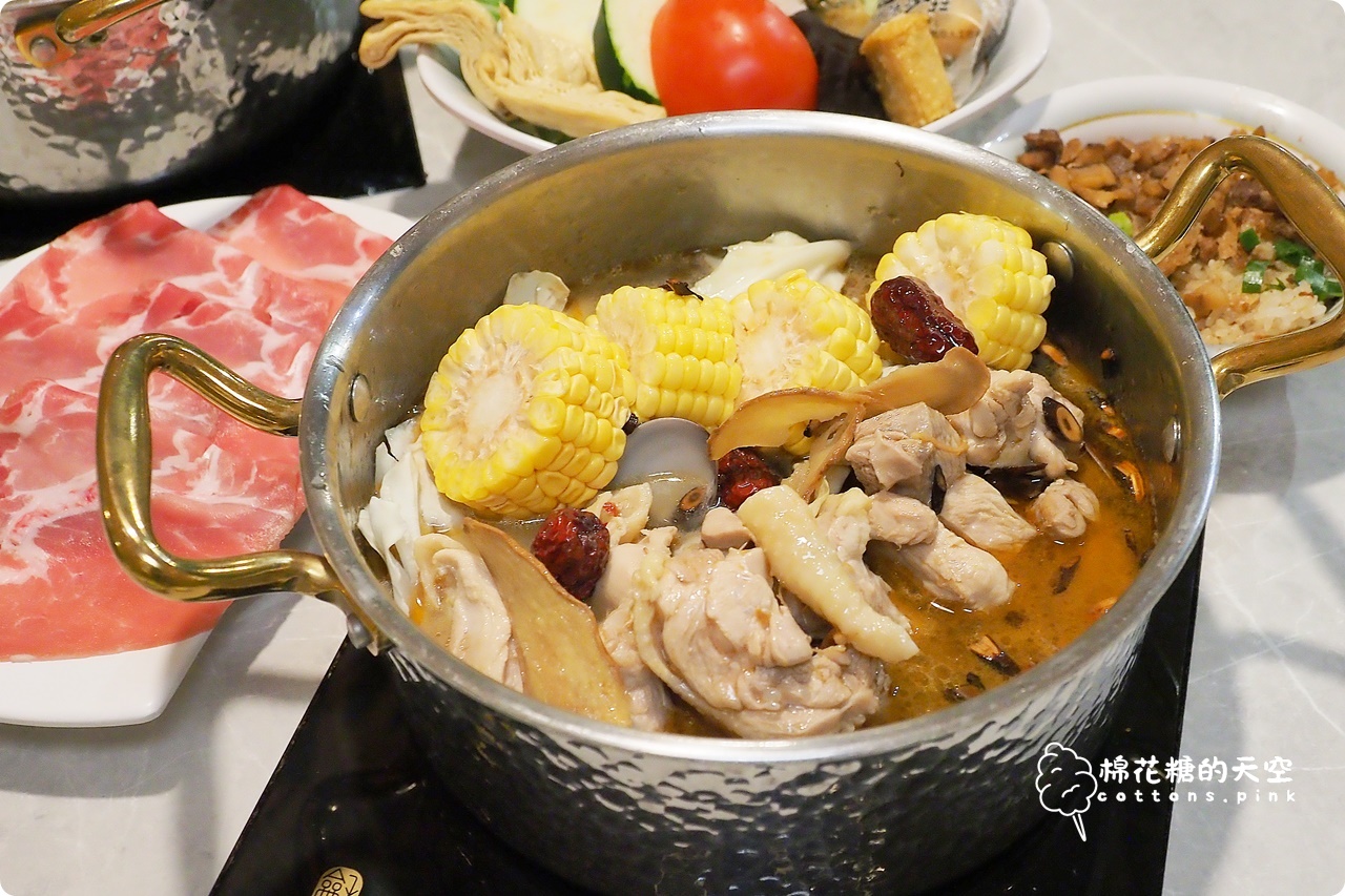 台中海線必吃火鍋！宇良食梧棲店升級2.0～自助吧吃到飽超狂登場！