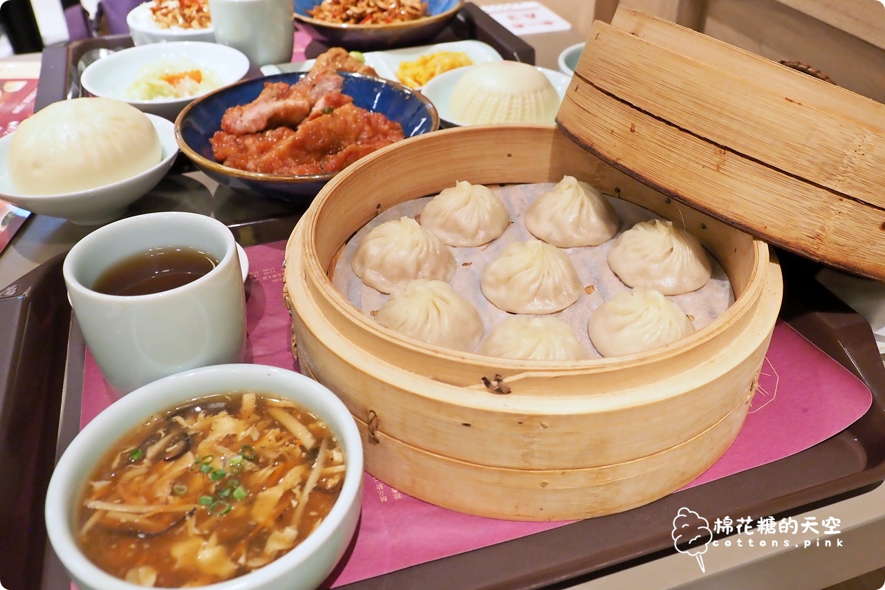台中新光美食-沁園春最新品牌"春小廚"進駐，現做小籠包變身個人套餐