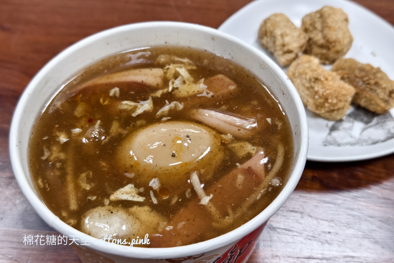 台中向上市場美食|太祖魷魚羹搬新家更明亮!依舊是中美街排隊名店 台中向上市場美食|太祖魷魚羹搬新家更明亮!依舊是中美街排隊名店