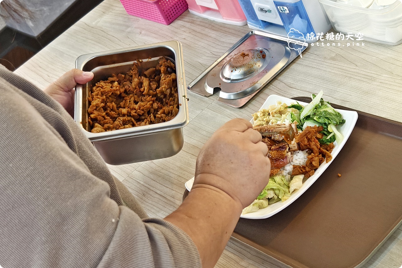 台中吉仕貳館-西屯最強港式燒臘,必吃金黃貴妃雞、黯然銷魂飯 台中吉仕貳館-西屯最強港式燒臘,必吃金黃貴妃雞、黯然銷魂飯