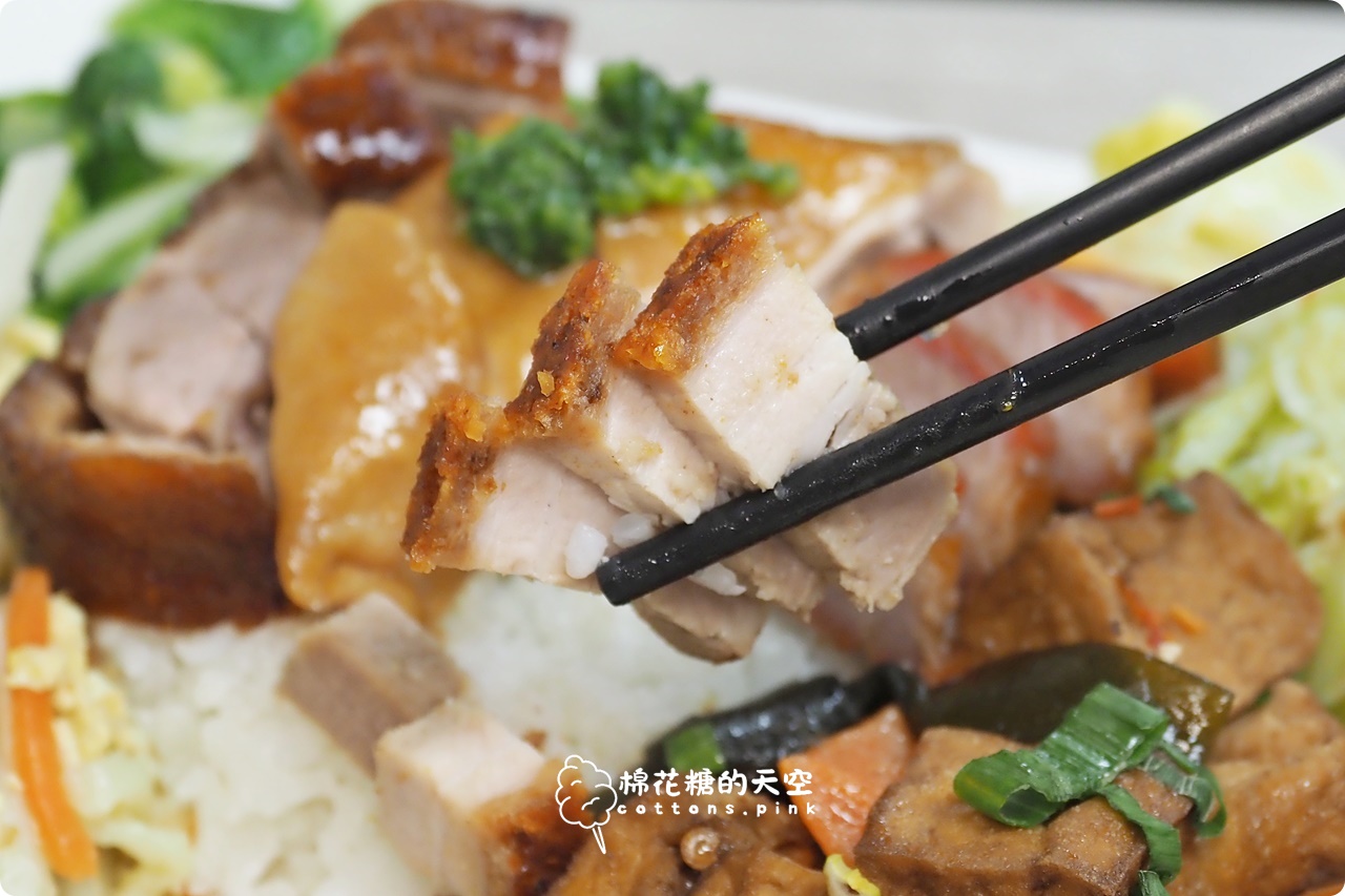 台中吉仕貳館-西屯最強港式燒臘,必吃金黃貴妃雞、黯然銷魂飯 台中吉仕貳館-西屯最強港式燒臘,必吃金黃貴妃雞、黯然銷魂飯