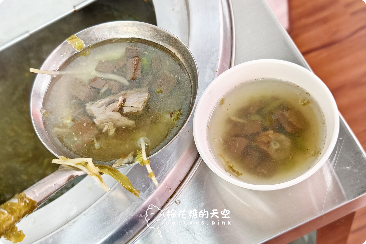 台中吉仕貳館-西屯最強港式燒臘,必吃金黃貴妃雞、黯然銷魂飯 台中吉仕貳館-西屯最強港式燒臘,必吃金黃貴妃雞、黯然銷魂飯