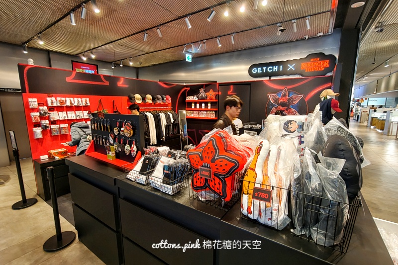 怪奇物語台中快閃店超吸睛！不只主角連快獸都變Q版～