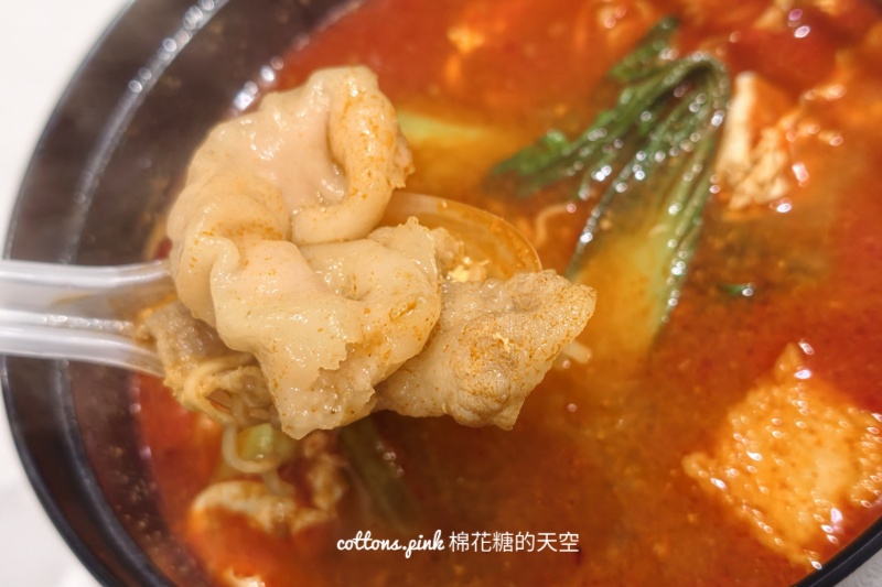 宵夜也可以吃奶酥厚片？十八度雞奶酥超厚、口味很多～夜間限定的美食吃一吃就愛上