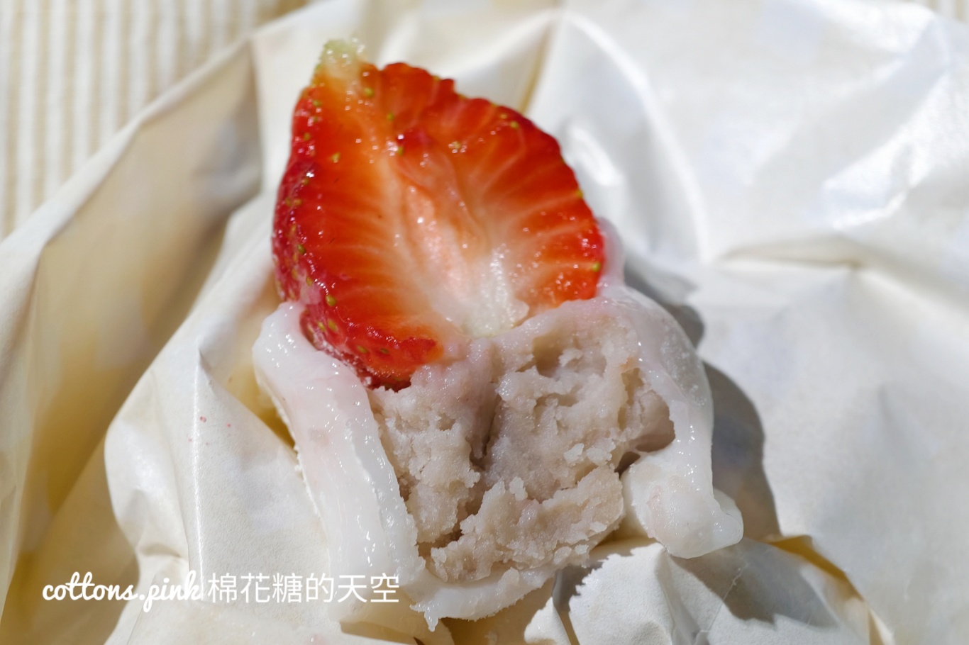 被司康耽誤的草莓大福！超級大顆～草莓季必吃！就在尷尬司康