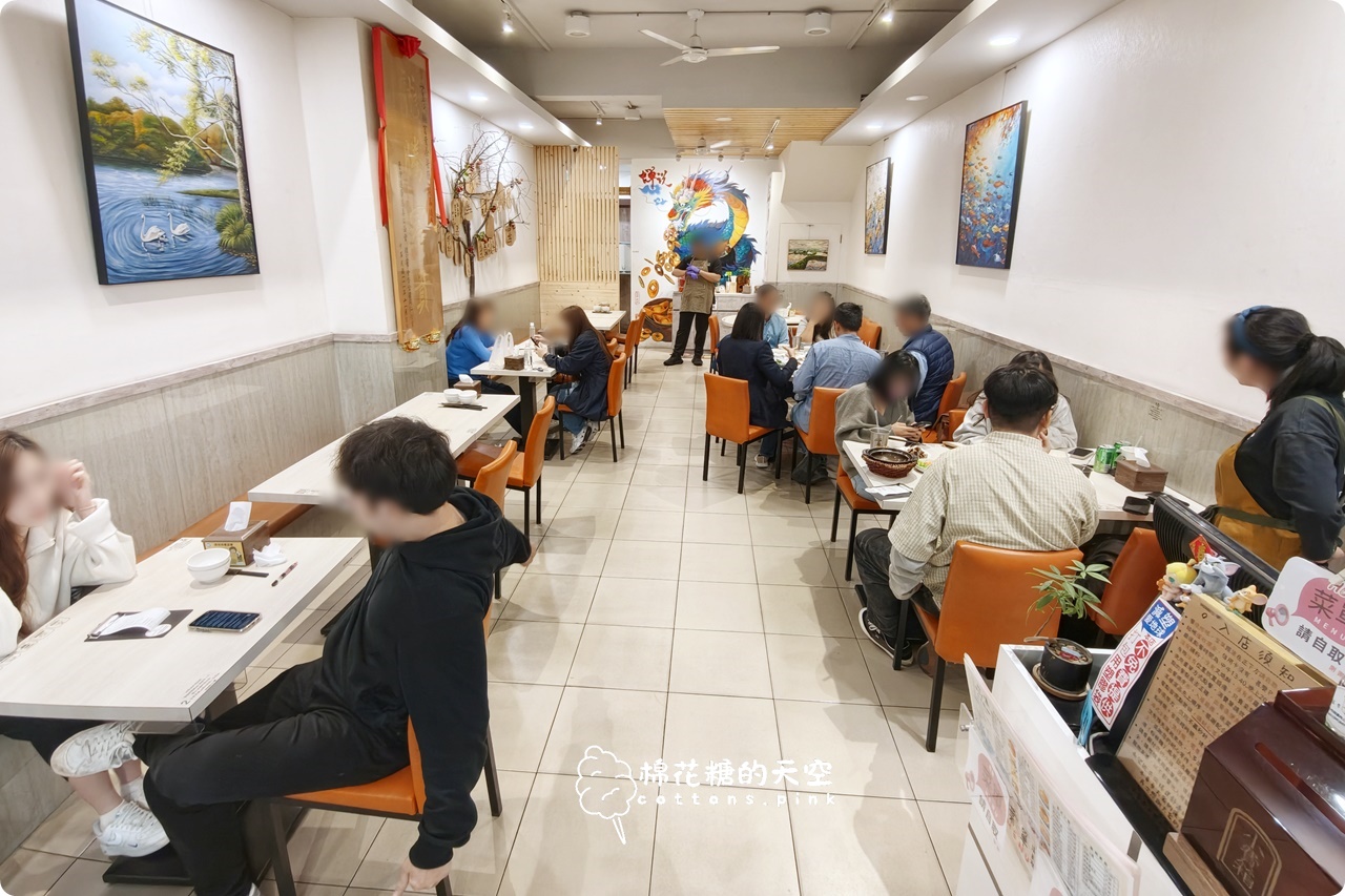 台中向上路龍富貴港式餐廳，主廚大火鑊氣十足，燒鵝脆皮雞必點全攻略