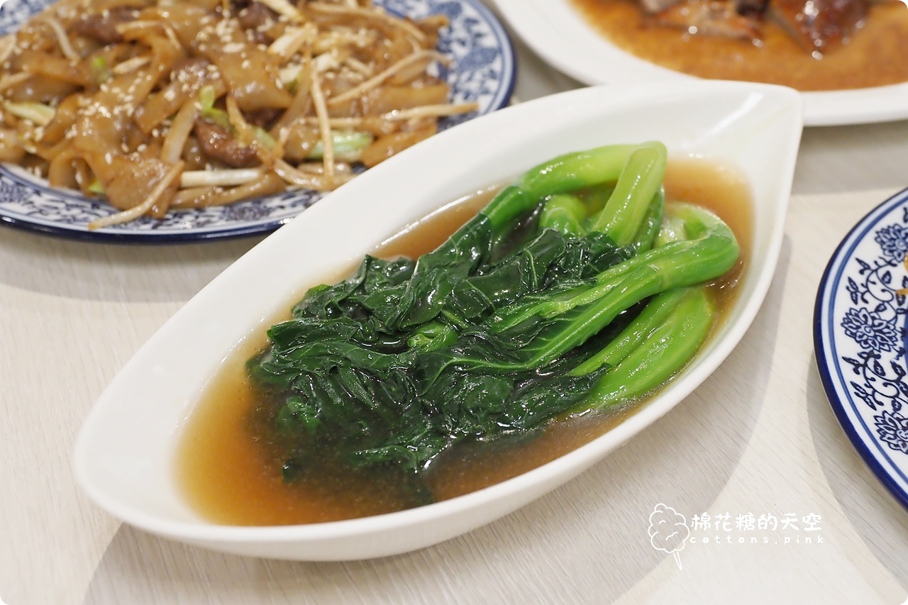 台中向上路龍富貴港式餐廳，主廚大火鑊氣十足，燒鵝脆皮雞必點全攻略