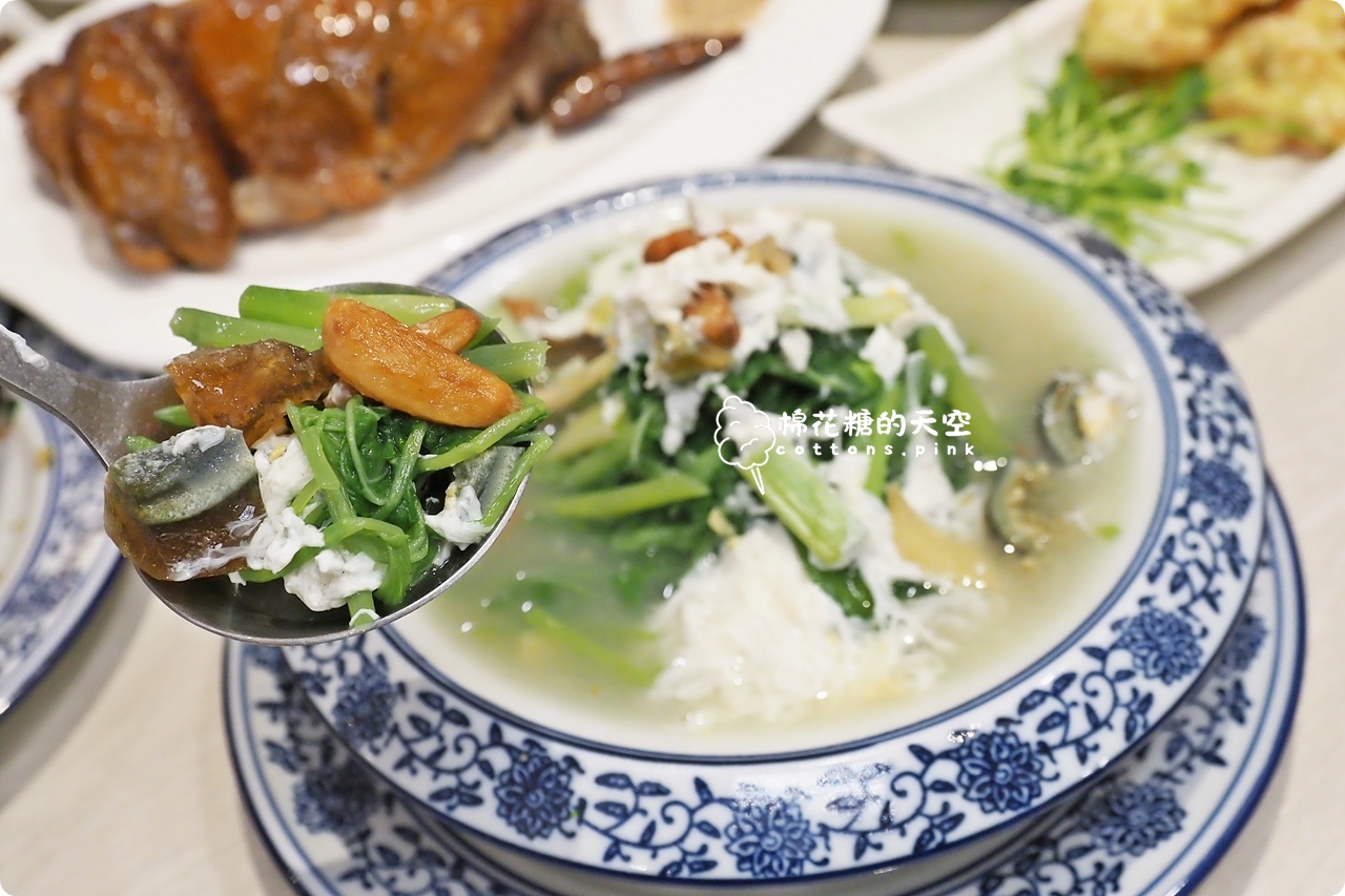 台中向上路龍富貴港式餐廳，主廚大火鑊氣十足，燒鵝脆皮雞必點全攻略