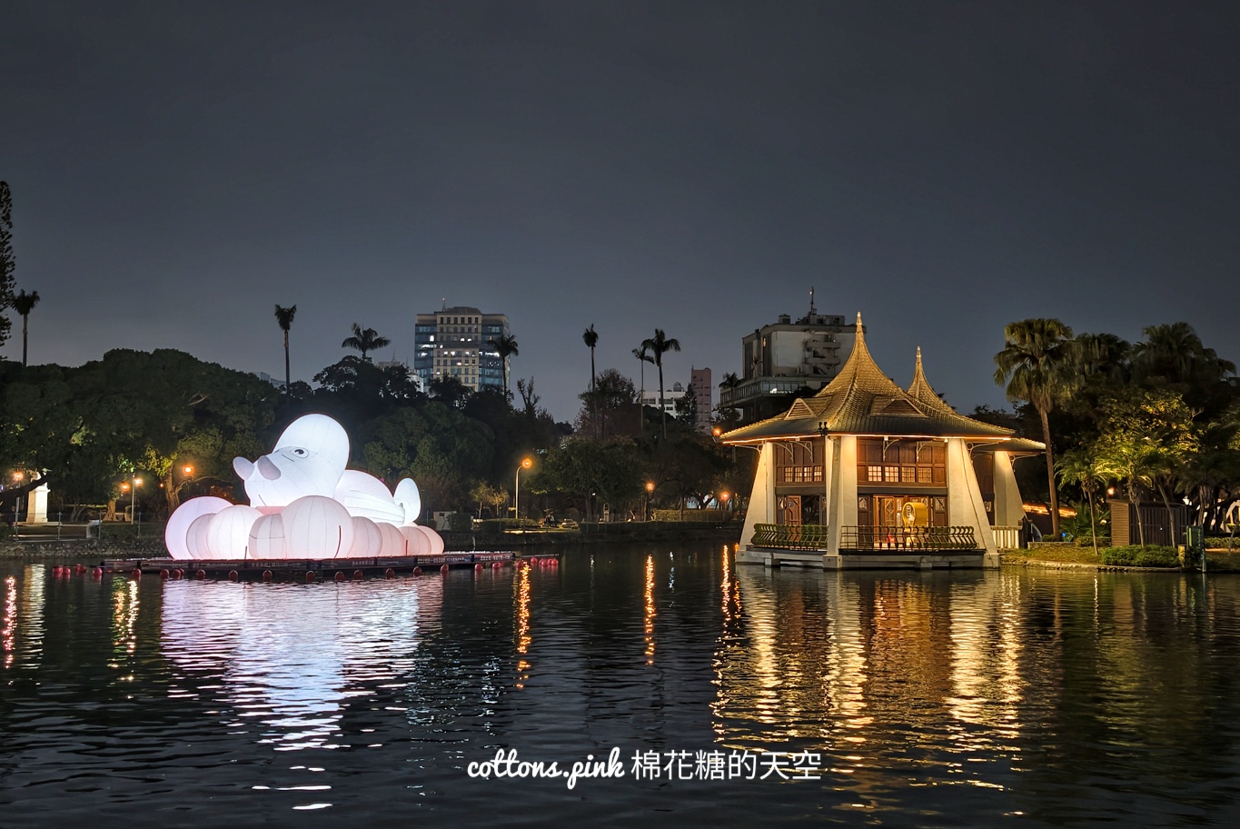 快衝！台中燈會嚕嚕咪小花燈滿額送～85度C台中門市限定.數量有限！