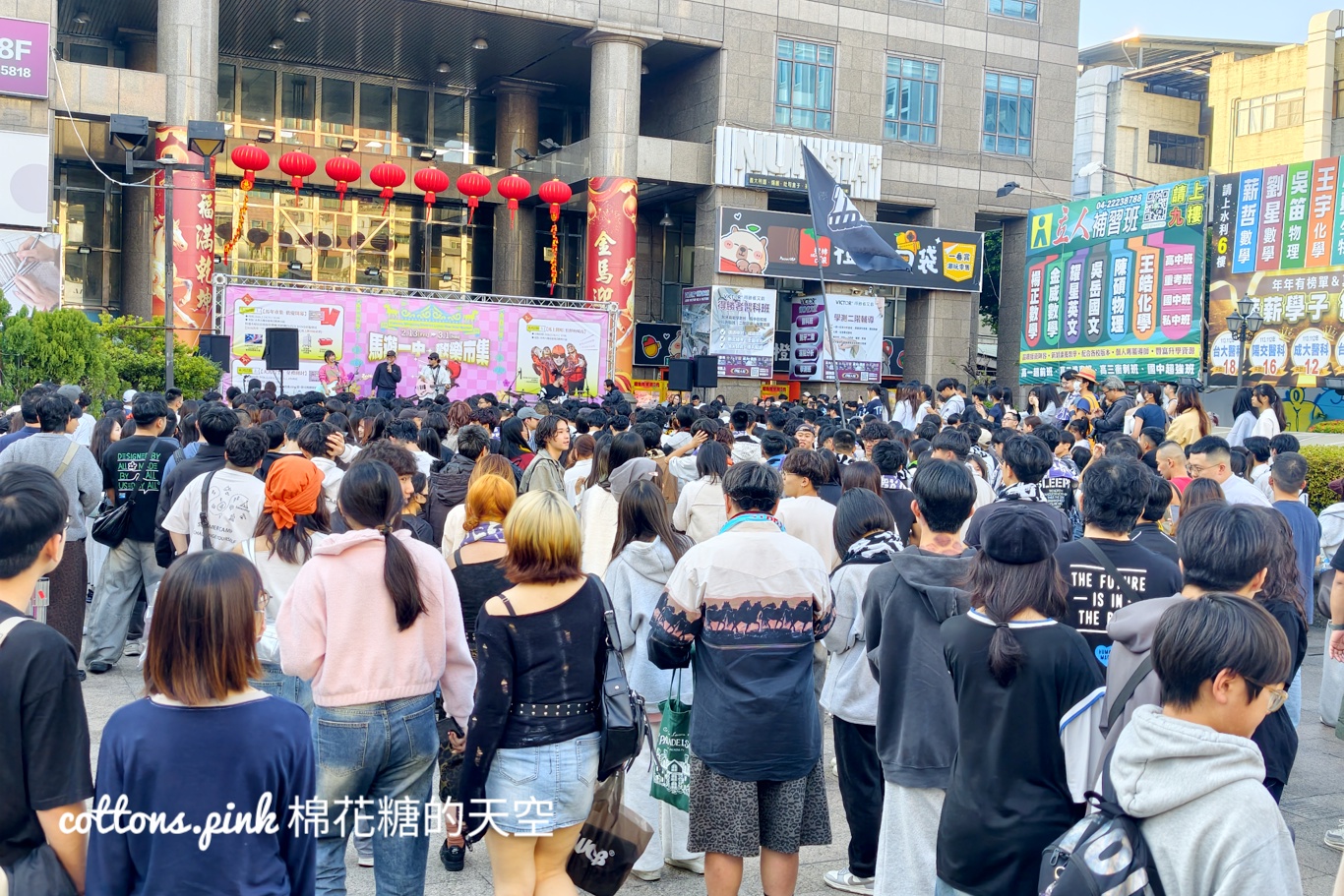 台中過年去哪玩？一中商圈過年期間歡樂市集開跑，美食遊戲通通有