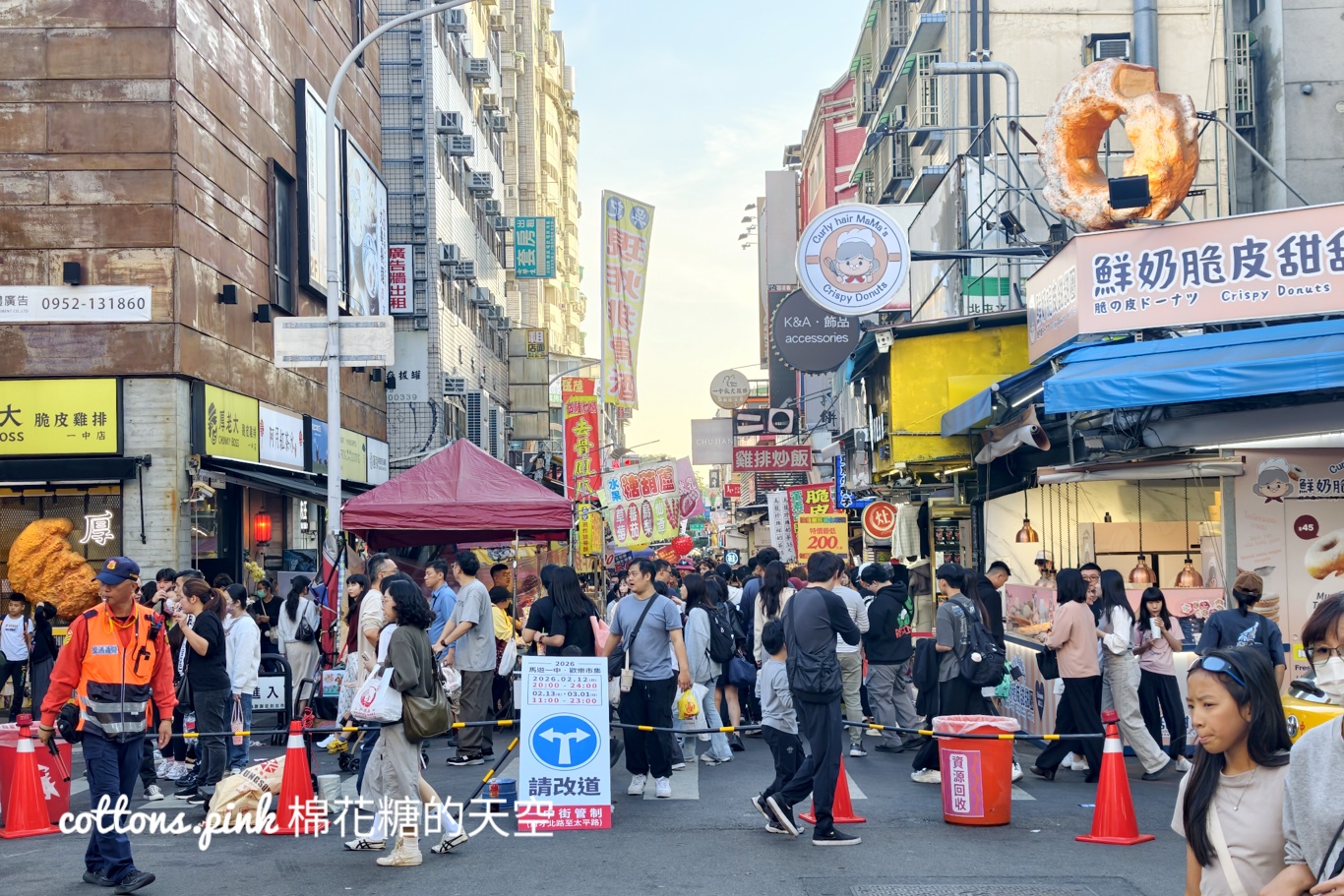 台中過年去哪玩？一中商圈過年期間歡樂市集開跑，美食遊戲通通有