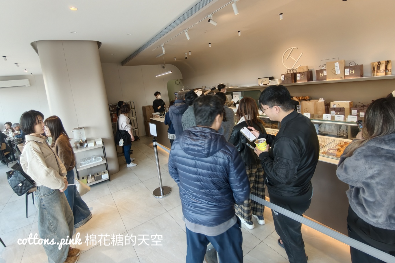 台中沙鹿可頌專賣店H.YEN~開心果霜淇淋超級迷人！還有限定福袋可頌吃起來