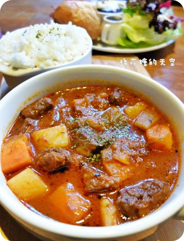 01餐點牛肉.JPG