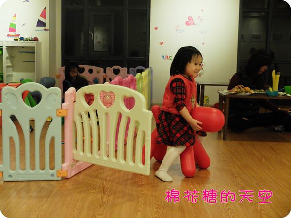 00二樓玩具區3.JPG
