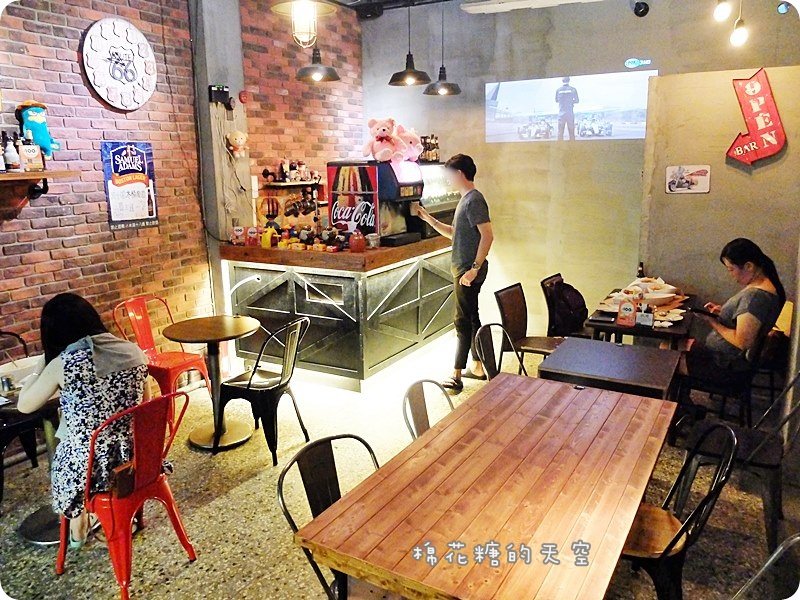 00店內環境4.JPG