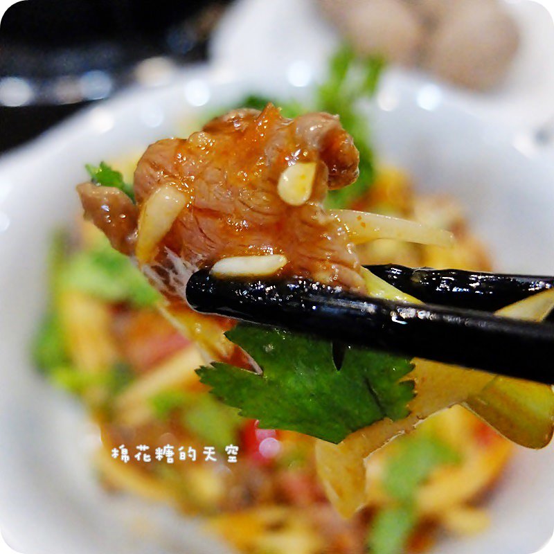 01快炒泰式牛肉2.JPG