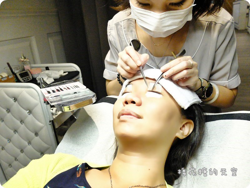 00美睫流程3.JPG