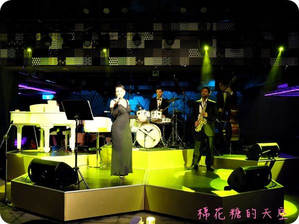 00表演