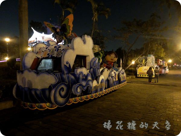 00由行車.JPG