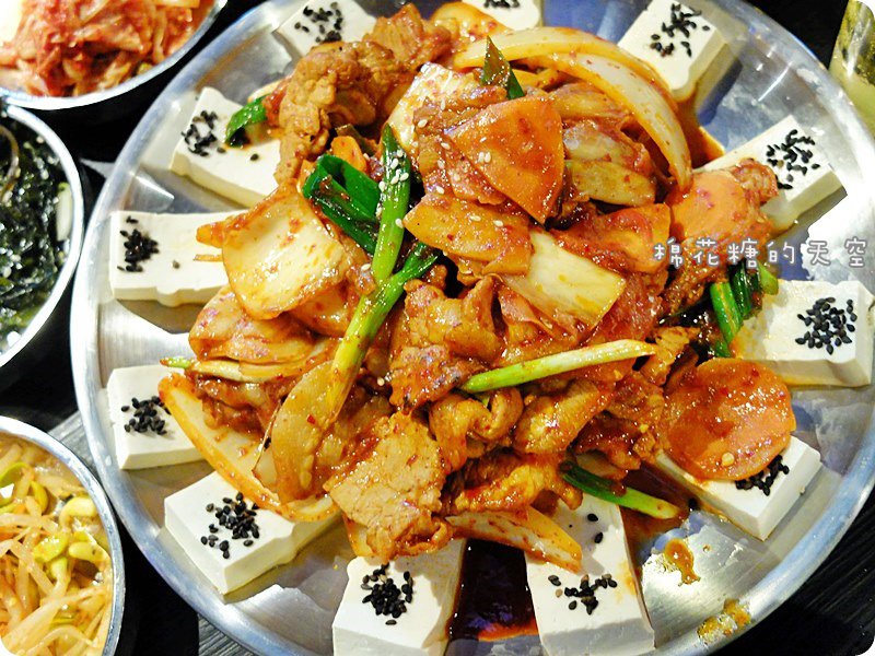 00菜泡菜豬.JPG