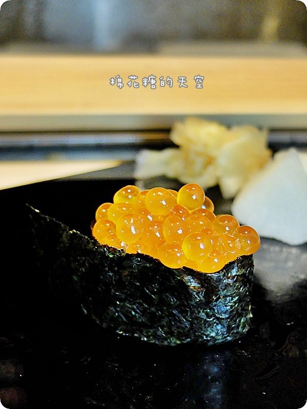 00握壽司鮭魚卵3.JPG