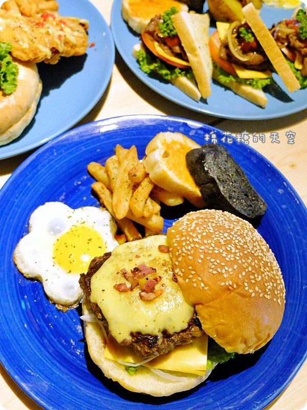 00餐點全2.JPG