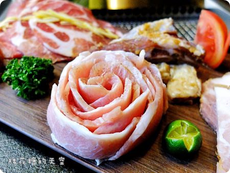 00套餐肉盤松阪豬.JPG