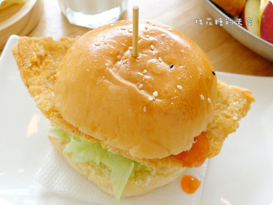 0餐泰式漢堡2.JPG