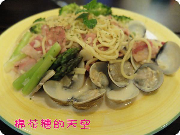 00菜色奶油培根.JPG
