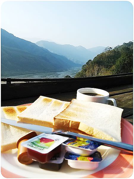 早餐配山景