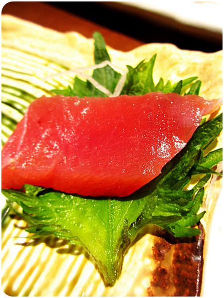 生魚片加紫蘇