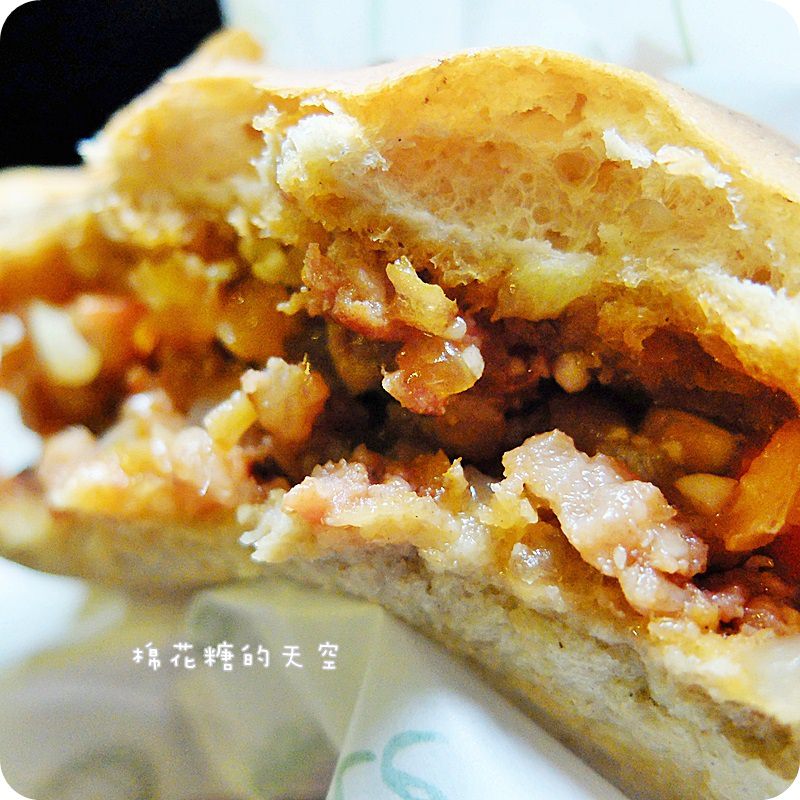 01餐泰式堡3.JPG