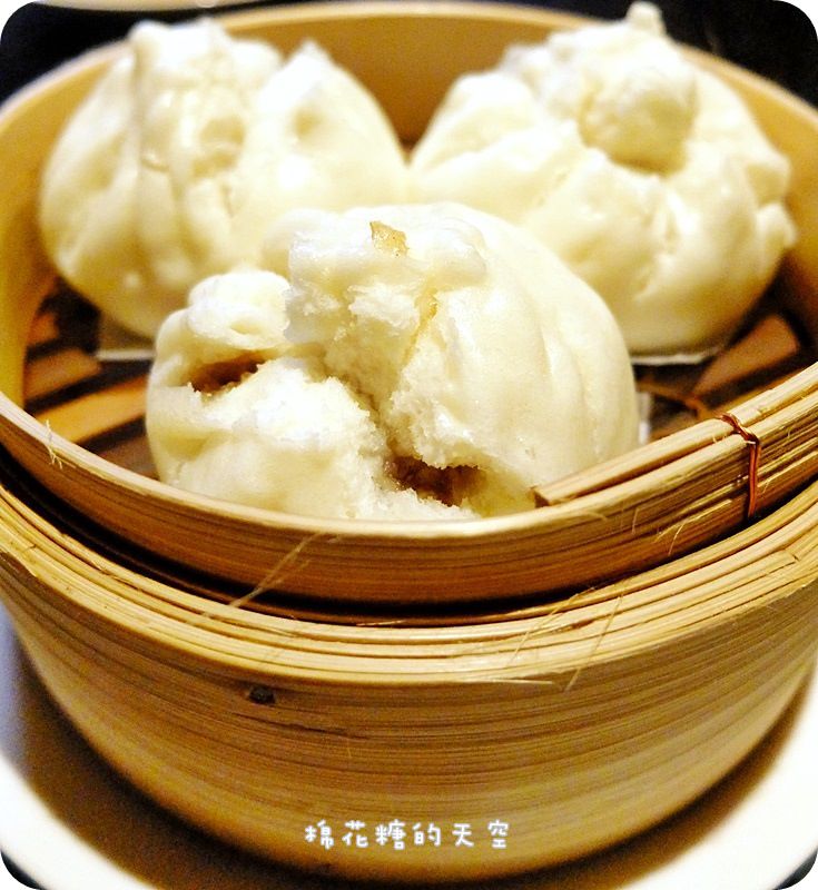 01餐點港點叉燒包.JPG