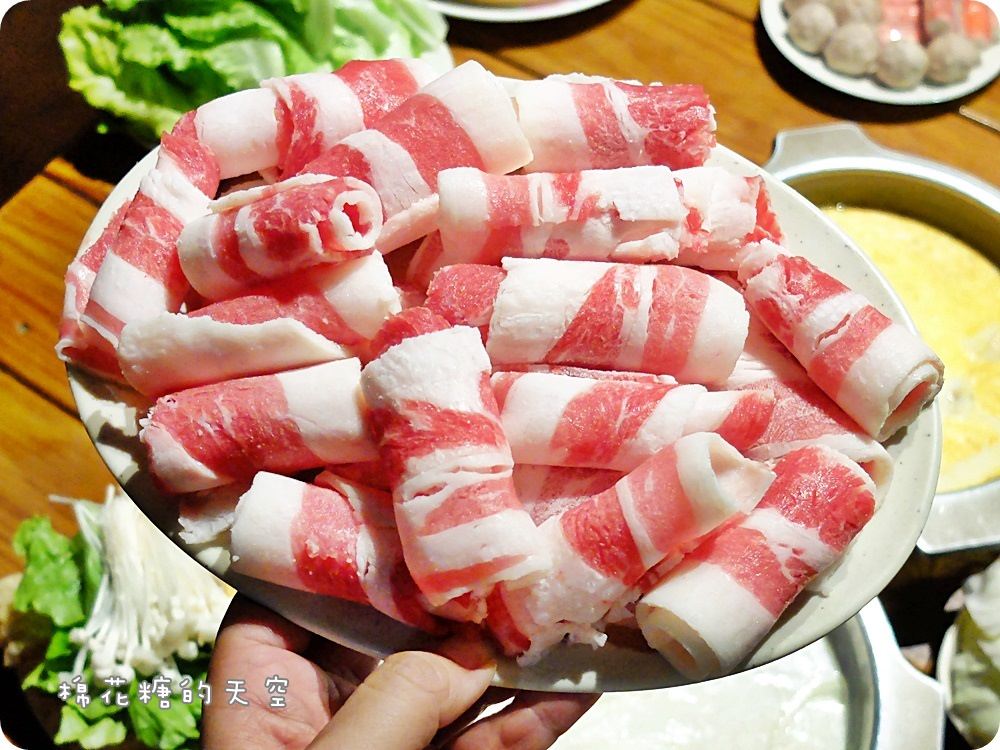 牛奶鍋肉盤.JPG