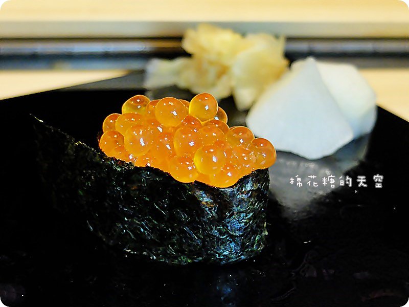 00握壽司鮭魚卵.JPG