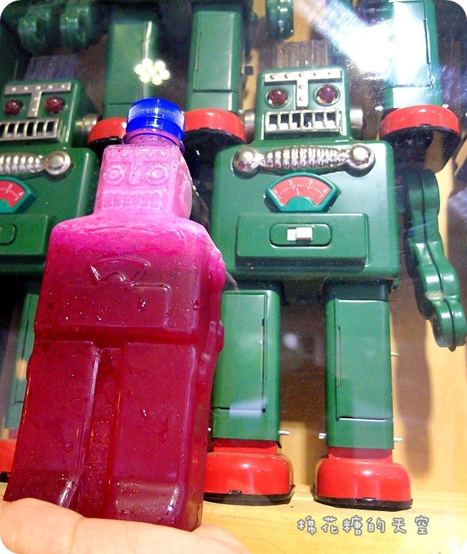 00機器人果汁3.JPG