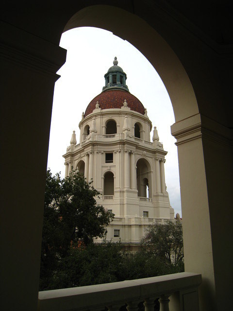 坐公車玩洛杉磯~Pasadena City Hall & 古城區