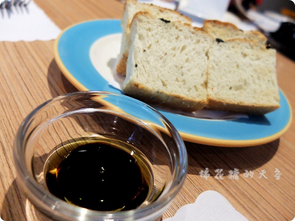 00麵包2.JPG 00麵包2.JPG